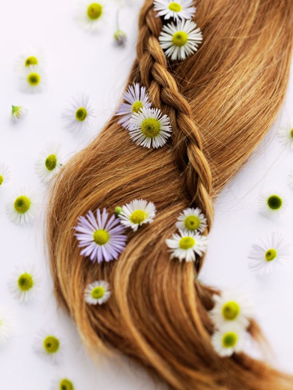 Víme, co opravdu pomáhá na růst vlasů